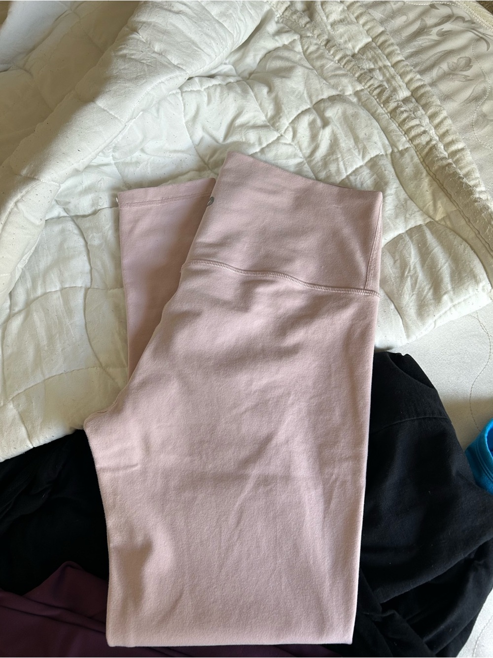 Aritzia Light Pink TnAction Leggings